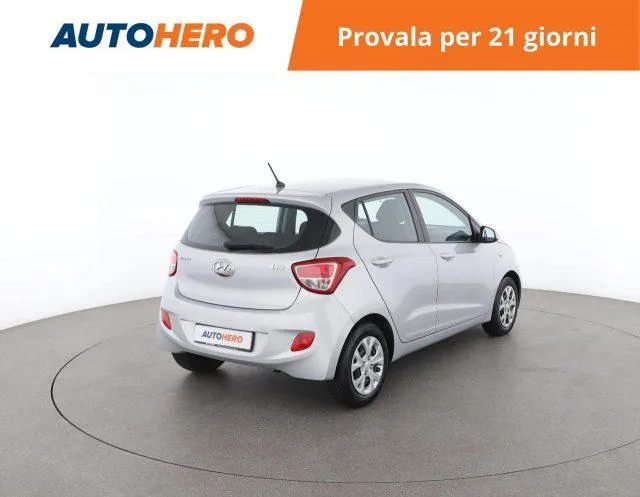 HYUNDAI i10 1.0 MPI Login Image 5