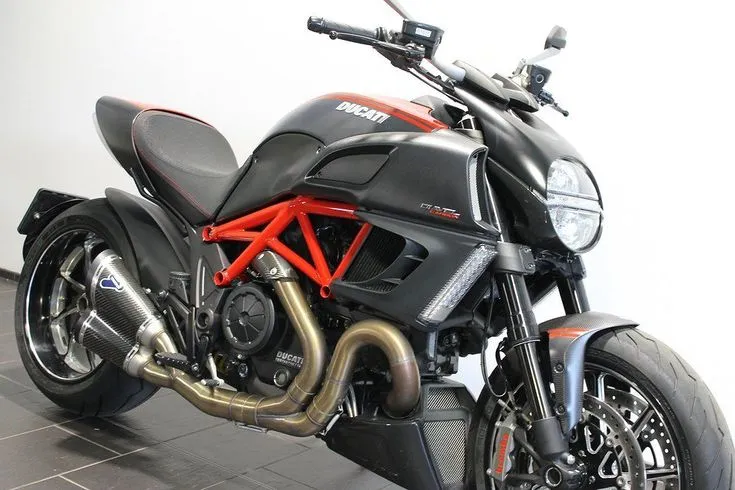 Ducati Diavel Image 8